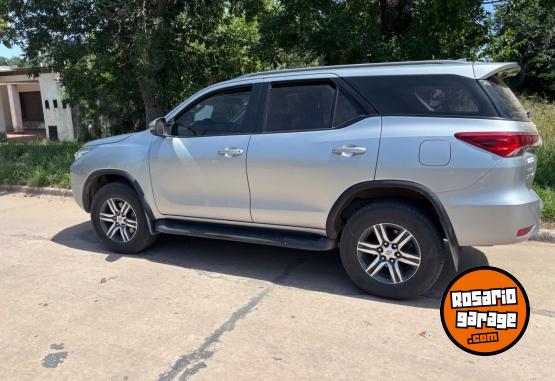 Camionetas - Toyota Sw4 rx 2019 Diesel 86000Km - En Venta