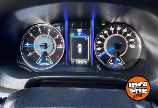 Camionetas - Toyota SW4 SRX AT/6 7A 2018 Diesel 128000Km - En Venta