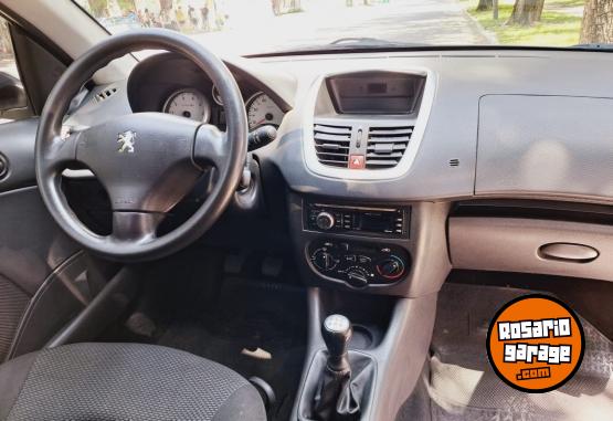 Autos - Peugeot 207 compact Allure 1,4 2015 Nafta 146000Km - En Venta