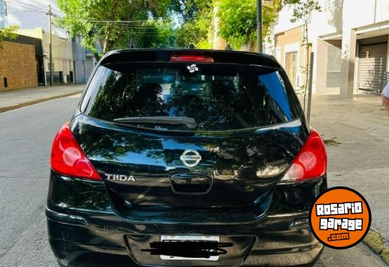 Autos - Nissan Tiida 2014 Nafta 131000Km - En Venta