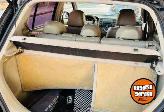 Autos - Nissan Tiida 2014 Nafta 131000Km - En Venta