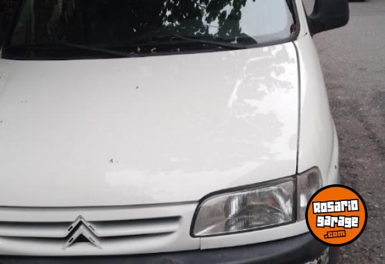 Utilitarios - Peugeot PARTNER FURGON 1.4 N PRES 2008 Nafta 124480Km - En Venta