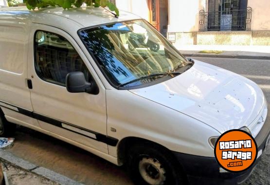 Utilitarios - Peugeot PARTNER FURGON 1.4 N PRES 2008 Nafta 124480Km - En Venta