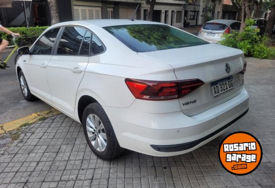 Autos - Volkswagen Virtus Confortline AT 2018 Nafta 129000Km - En Venta