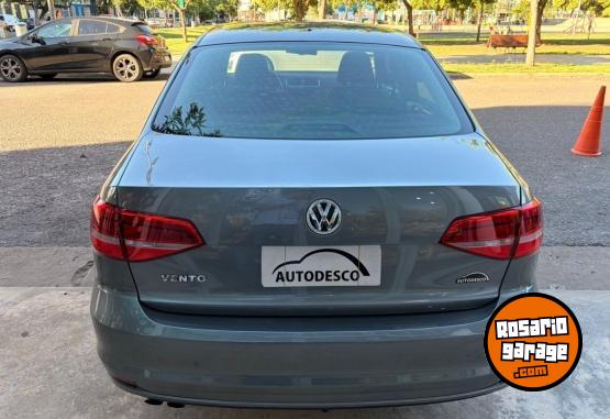 Autos - Volkswagen Vento Advance 2015 Nafta 115000Km - En Venta