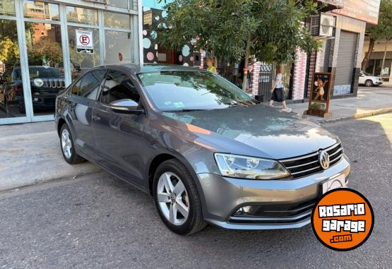Autos - Volkswagen Vento Advance 2015 Nafta 115000Km - En Venta