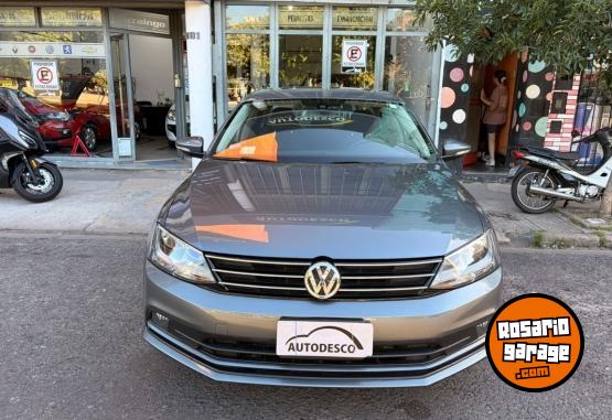 Autos - Volkswagen Vento Advance 2015 Nafta 115000Km - En Venta