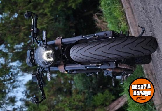 Motos - Benelli Leoncino 500 2021 Nafta 17000Km - En Venta