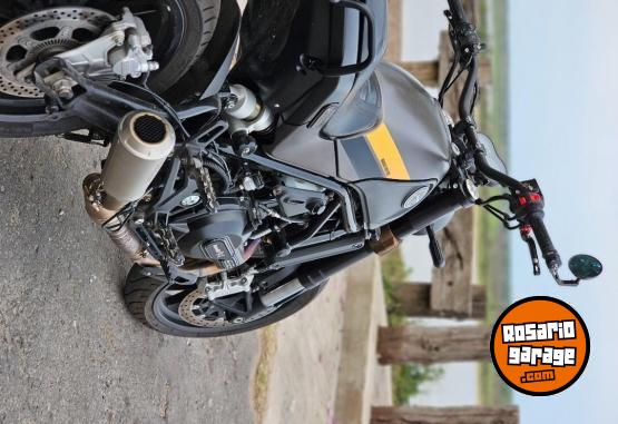 Motos - Benelli Leoncino 500 2021 Nafta 17000Km - En Venta