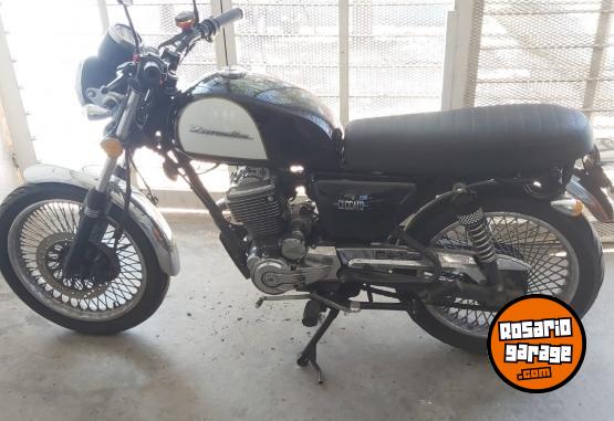 Motos - Zanella 150 60 2018 Nafta 29600Km - En Venta