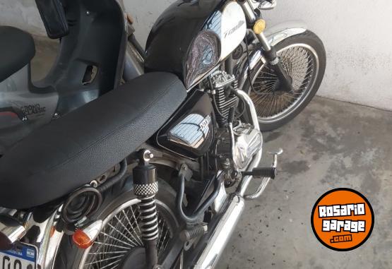 Motos - Zanella 150 60 2018 Nafta 29600Km - En Venta