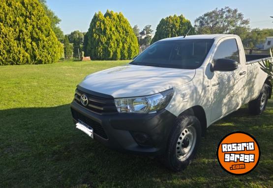 Camionetas - Toyota Hilux dx 2025 Diesel 4200Km - En Venta