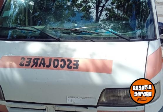 Utilitarios - Peugeot 2001 boxer 2001 Diesel 111111Km - En Venta