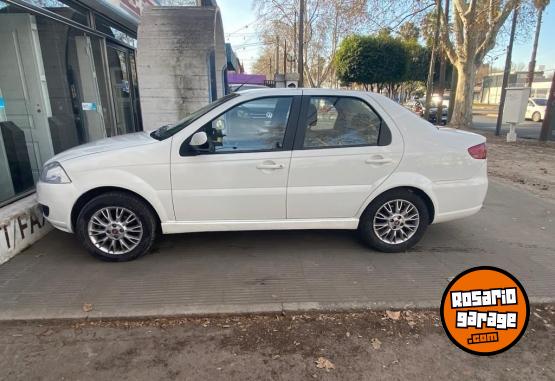 Autos - Fiat SIENA 2016 GNC 111111Km - En Venta