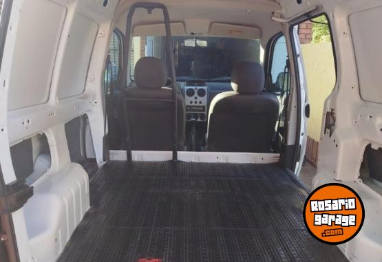 Utilitarios - Peugeot Partner 2018 Diesel 190000Km - En Venta