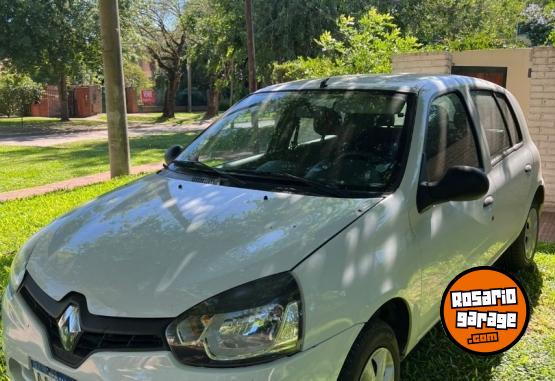 Autos - Renault clio 5 P confort 2016 Nafta 104000Km - En Venta