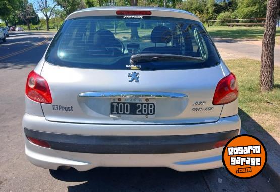 Autos - Peugeot 207 Compact 2010 Diesel 192000Km - En Venta