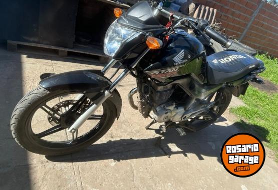 Motos - Honda New Titan 2015 Nafta 45000Km - En Venta