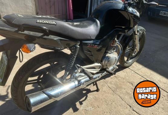 Motos - Honda New Titan 2015 Nafta 45000Km - En Venta