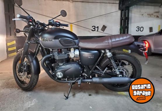 Motos - Triumph T 120 2022 Nafta 8000Km - En Venta