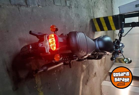 Motos - Triumph T 120 2022 Nafta 8000Km - En Venta