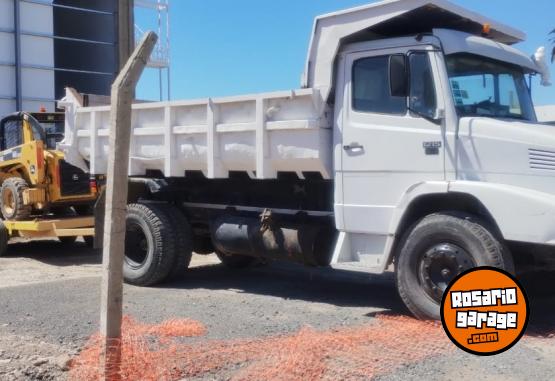 Camiones y Grúas - Mercedes Benz - En Venta