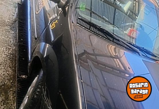 Autos - Renault Logan 2013 GNC 700000Km - En Venta