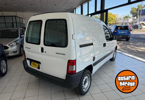 Utilitarios - Peugeot Partner Furgon 2017 Diesel 150000Km - En Venta