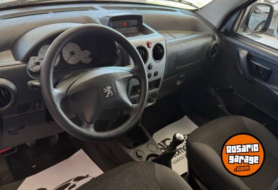 Utilitarios - Peugeot Partner Furgon 2017 Diesel 150000Km - En Venta