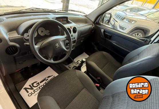 Utilitarios - Peugeot Partner Furgon 2017 Diesel 150000Km - En Venta