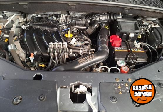 Utilitarios - Renault Kangoo  Stepway 2023 GNC 60000Km - En Venta