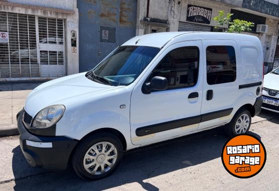 Utilitarios - Renault Kangoo 2011 GNC 201000Km - En Venta