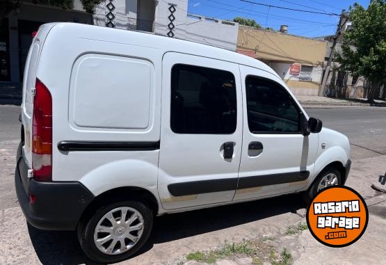 Utilitarios - Renault Kangoo 2011 GNC 201000Km - En Venta