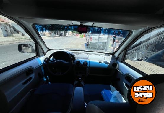 Utilitarios - Renault Kangoo 2011 GNC 201000Km - En Venta