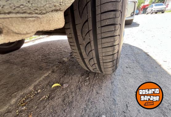 Utilitarios - Renault Kangoo 2011 GNC 201000Km - En Venta