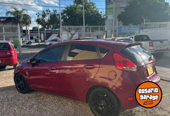 Autos - Ford Fiesta titanium 2011 GNC  - En Venta