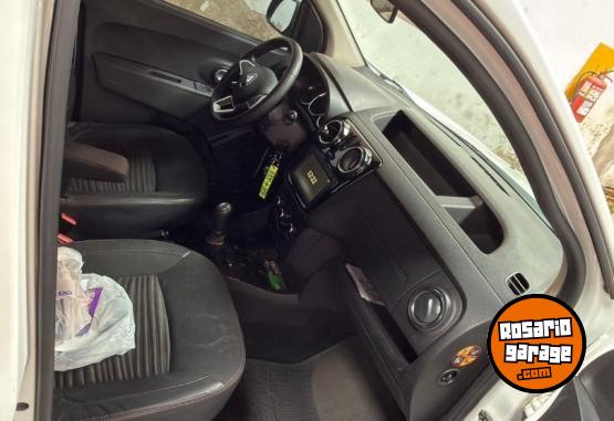 Utilitarios - Renault Kangoo II Express Emotion 2021 GNC 133000Km - En Venta