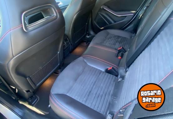 Autos - Mercedes Benz GLA 250 4MATIC 2018 Nafta 59000Km - En Venta