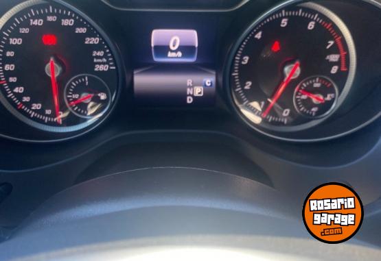 Autos - Mercedes Benz GLA 250 4MATIC 2018 Nafta 59000Km - En Venta