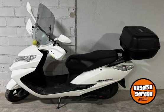 Motos - Honda Elite 125 2016 Nafta 6200Km - En Venta