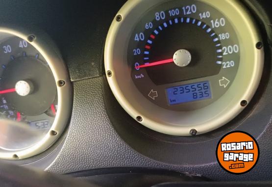 Autos - Volkswagen Polo 2006 GNC 236000Km - En Venta