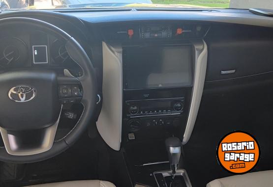 Camionetas - Toyota SW4 2025 Diesel 16500Km - En Venta