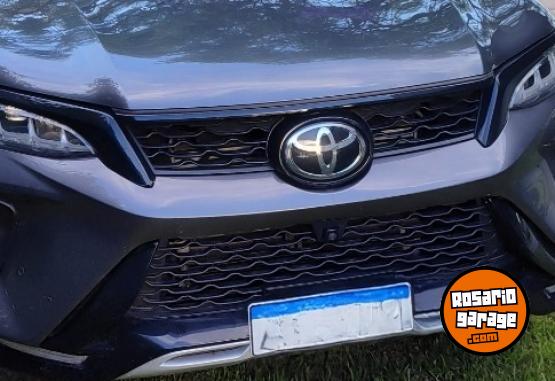 Camionetas - Toyota SW4 2025 Diesel 16500Km - En Venta