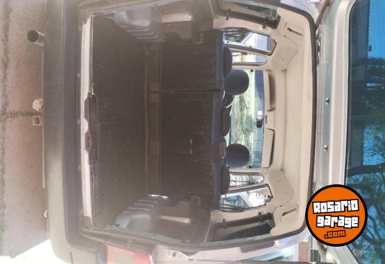 Utilitarios - Peugeot Partner patagnica 2006 Nafta 330000Km - En Venta