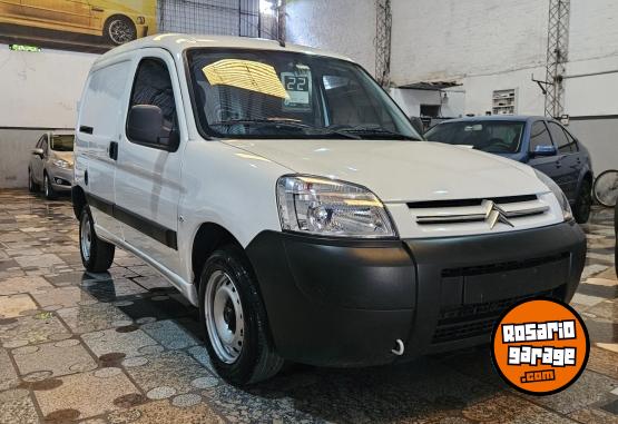 Utilitarios - Citroen Berlingo 2022 Diesel 75000Km - En Venta