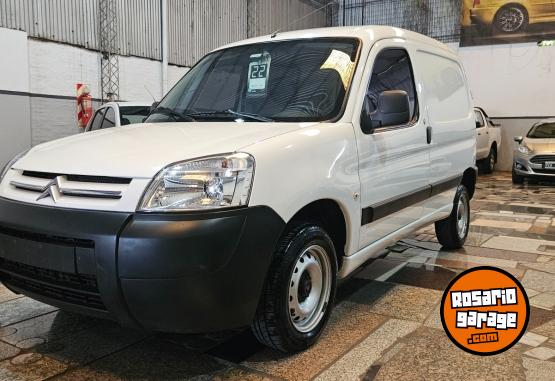 Utilitarios - Citroen Berlingo 2022 Diesel 75000Km - En Venta