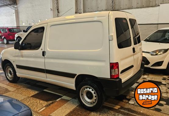 Utilitarios - Citroen Berlingo 2022 Diesel 75000Km - En Venta