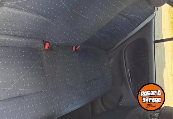 Autos - Renault MEGANE 1.9 DTI PACK PLUS 2009 Diesel 203000Km - En Venta