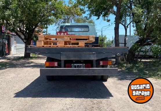 Camiones y Grúas - vendo Toyota Dyna - En Venta