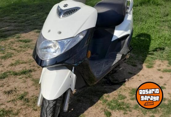 Motos - Suzuki Scooter 125 2013 Nafta 3000Km - En Venta